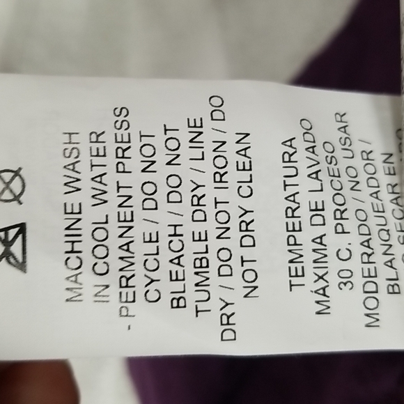 Puma women's sz XL tshirt - Picture 7 of 7